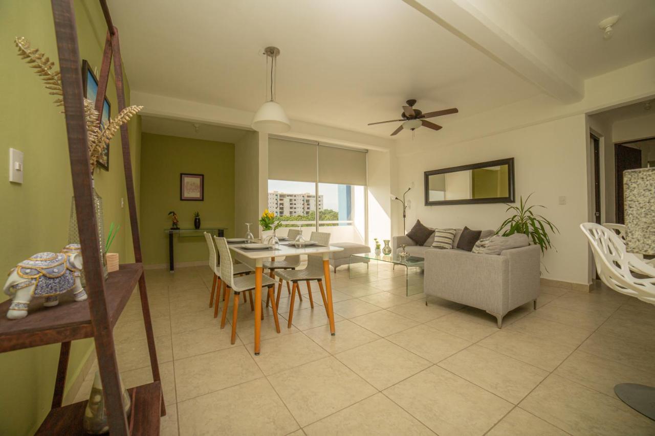 Liverte Condos- Downtown Apartments With Pool Cancun Exterior photo